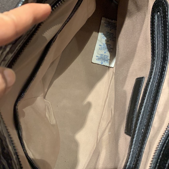 Authentic Burberry Bag in mint condition - Picture 8 of 10